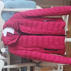 Bernardo, xs,Dark pink women's puffer double zip-up hooded jacket, Stretch sides